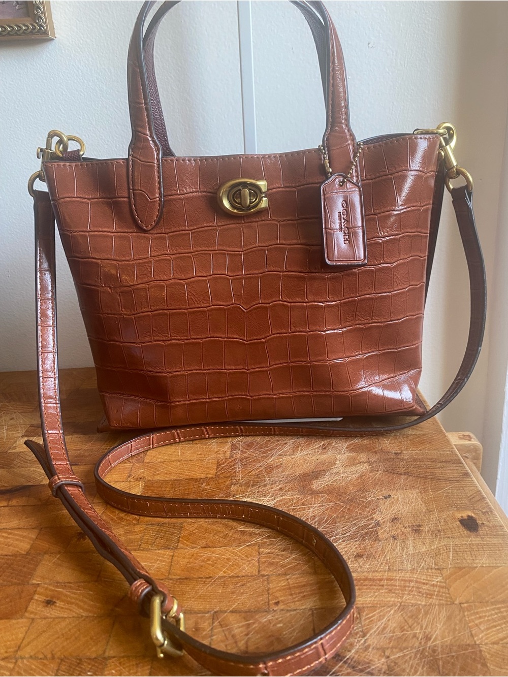 Coach Willow Croc-Embossed Leather Shoulder Bag in Chestnut Brown EUC